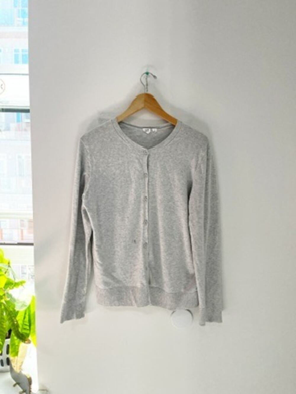 Gap Light Heathered Gray Cardigan Sweater Size XL